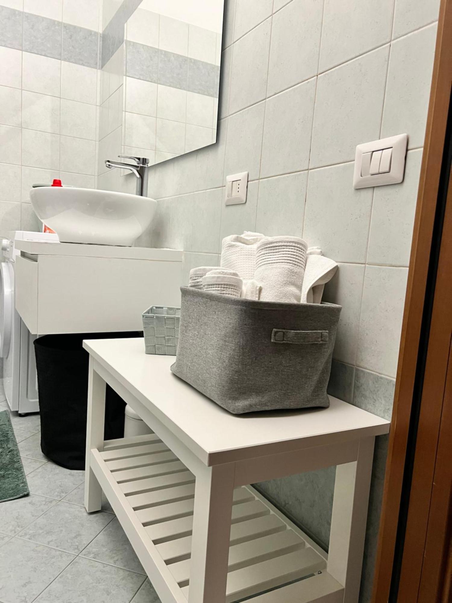 Jacam Home Free Parking Como Albese Con Cassano Zewnętrze zdjęcie